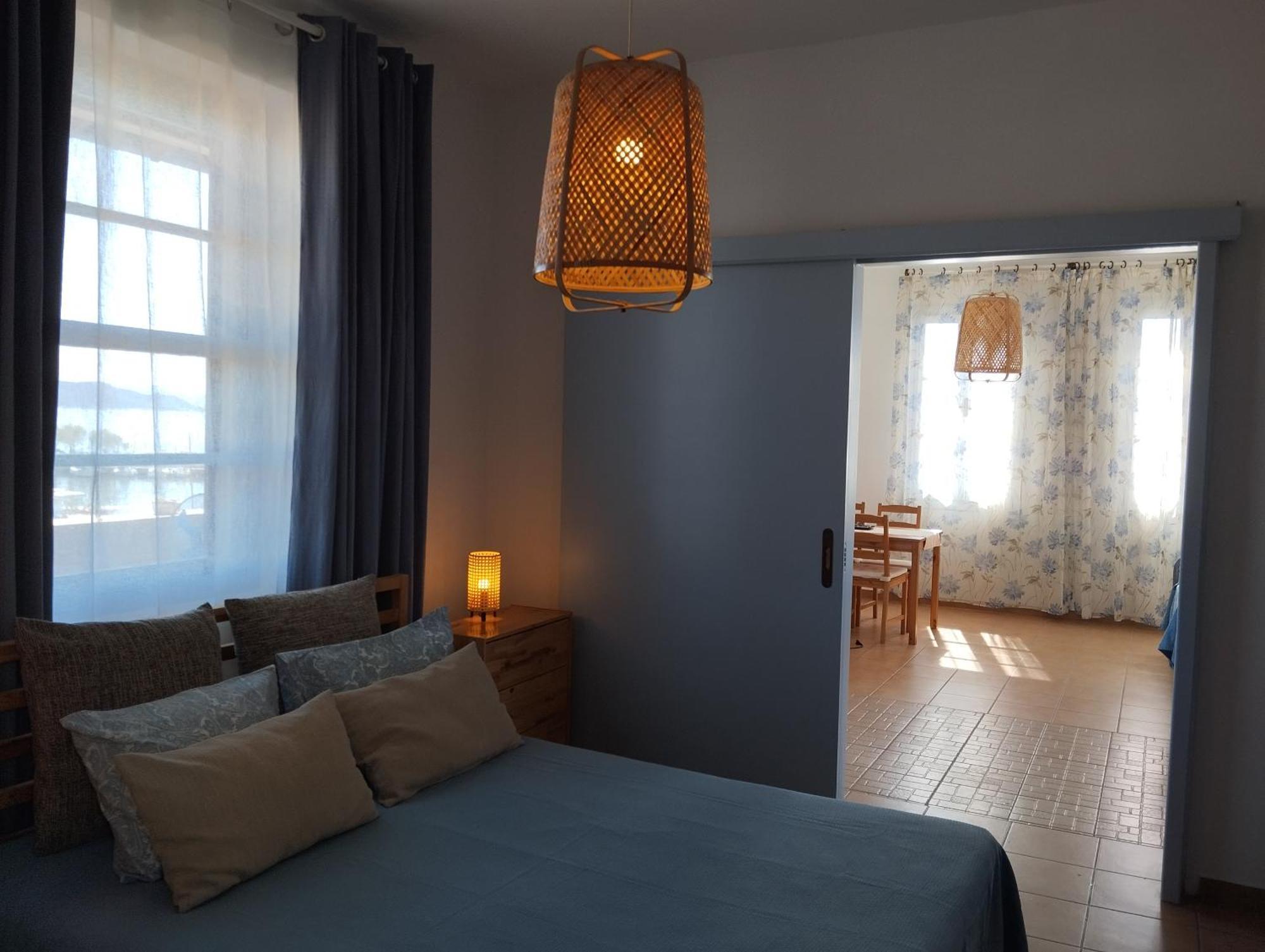 Aegina Port Apt 2-Διαμέρισμα Στο Λιμάνι Της Αίγινας 2 Zewnętrze zdjęcie